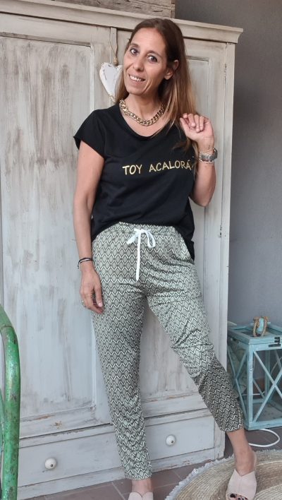 CAMISETA ¨TOY ACALORÁ¨